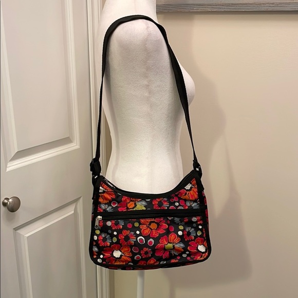New Black and Red Floral Shoulder Bag with Hobo Style Adjustable Strap Pockets - Picture 1 of 12
